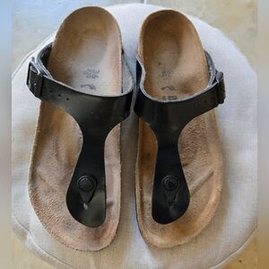 Birkinstock Gizeh Black Patent Sandals, 36/5